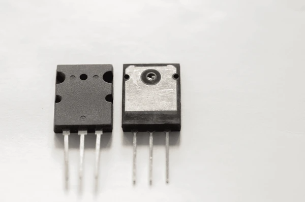 MOSFET