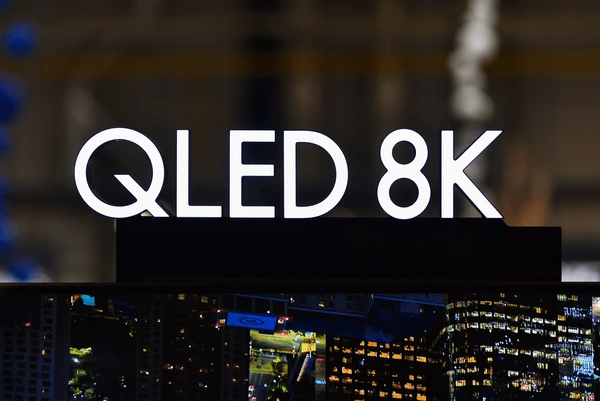 crystal uhd vs qled